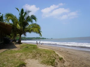 Pantai Batu Saung Anyer